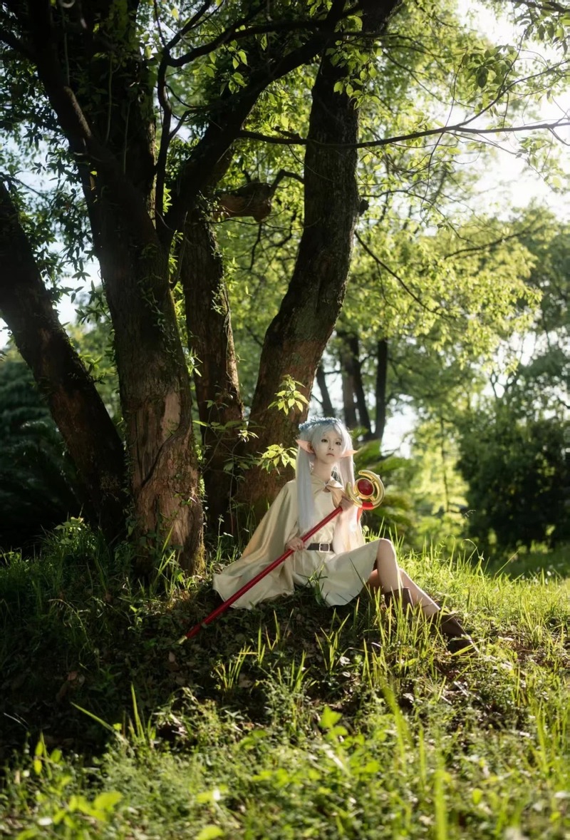 frieren cosplay 17