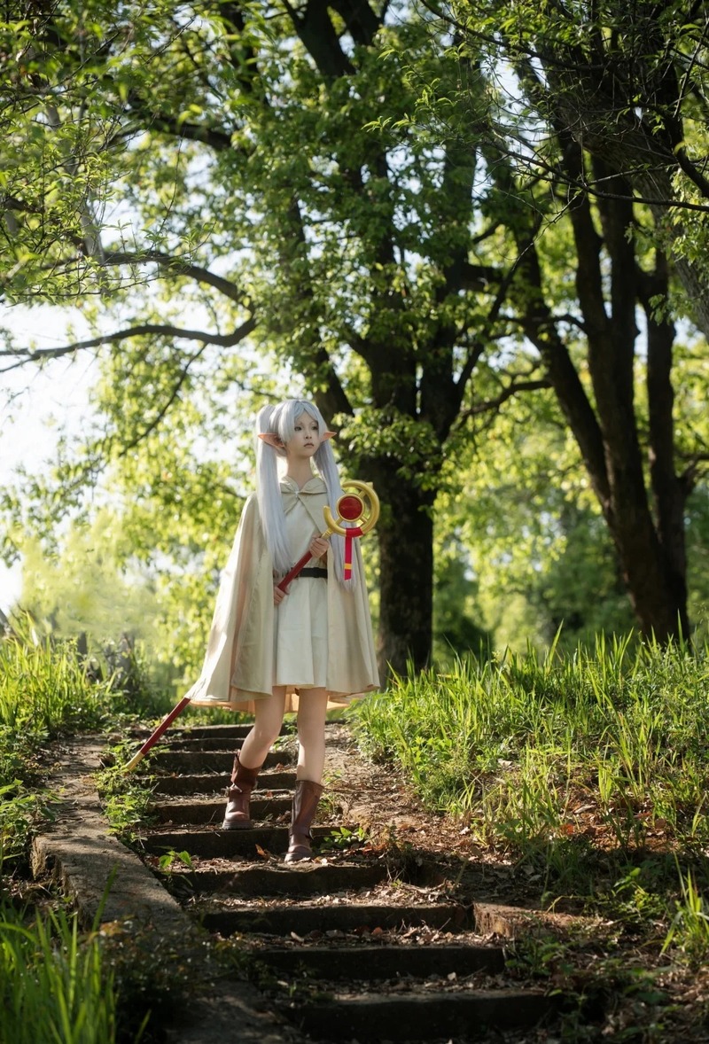 frieren cosplay 20