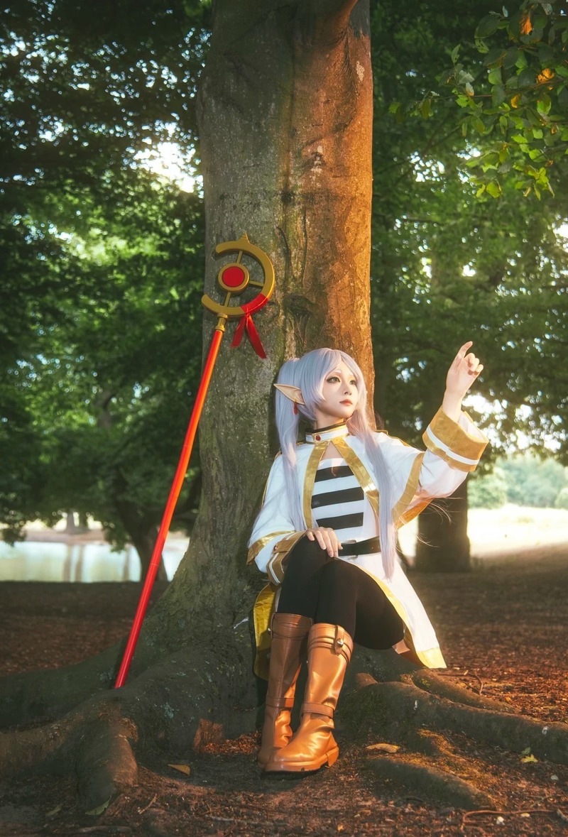 frieren cosplay 24