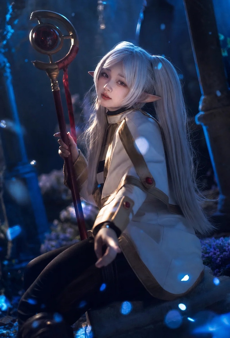 frieren cosplay 38