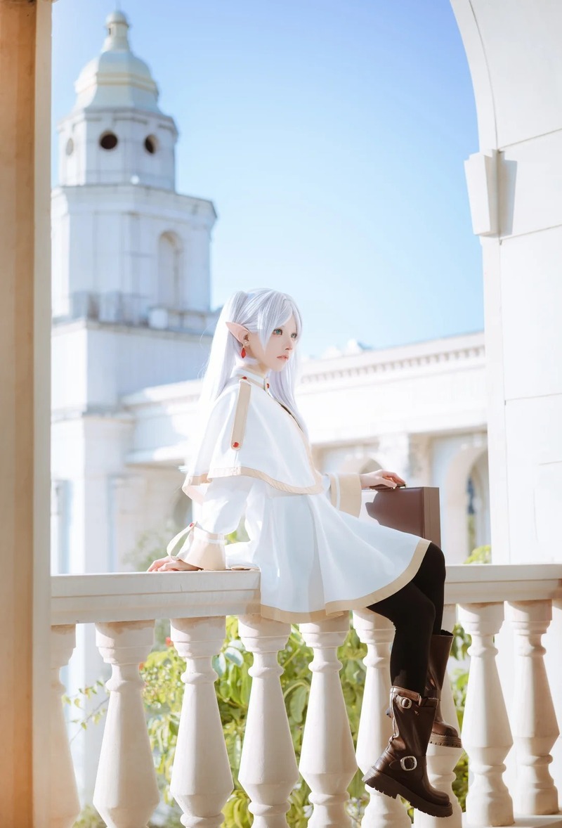frieren cosplay 8