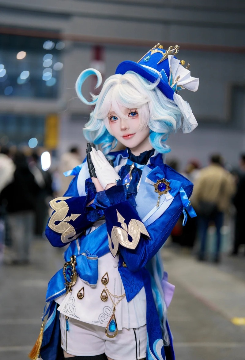 furina cosplay 10