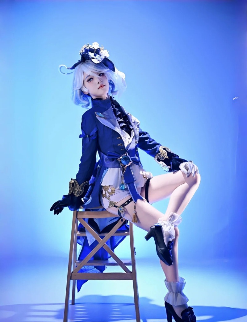 furina cosplay 34