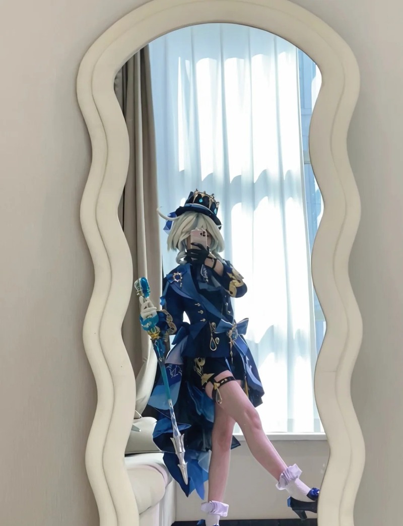 furina cosplay 38