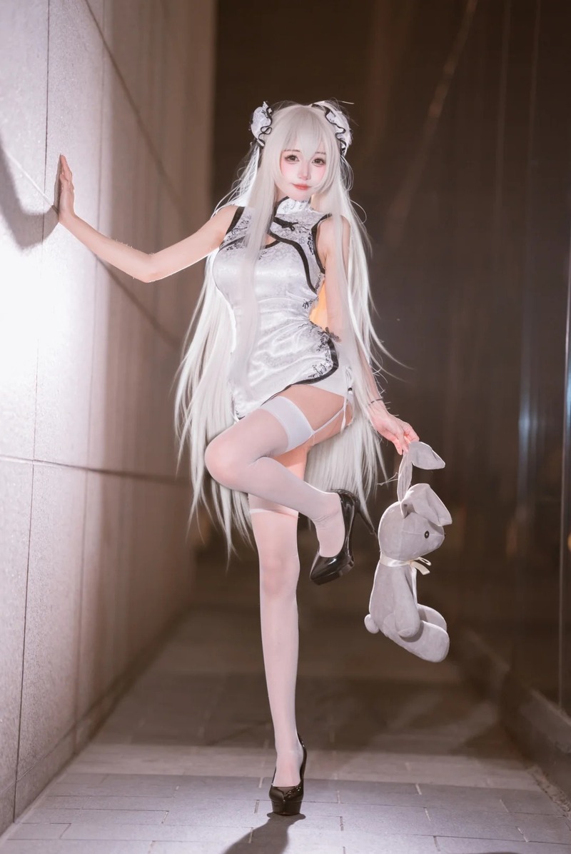 gái xinh vú to cosplay 33