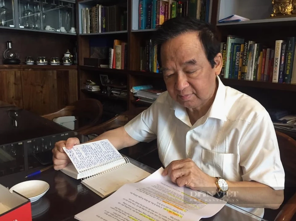 Gia đình GS Nguyễn Lân Dũng