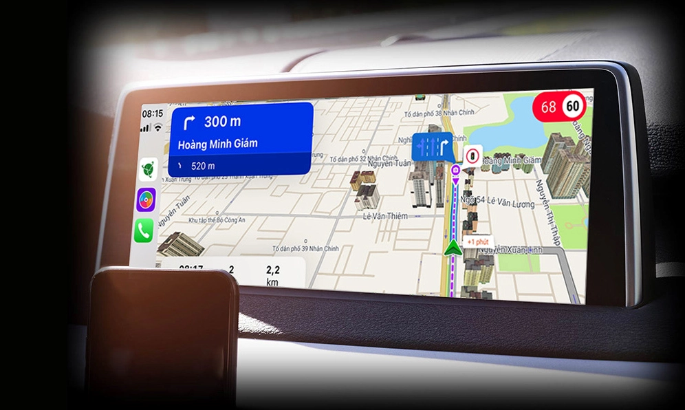 Giao diện Navitel Navigator phiên bản 12 trên Android Auto