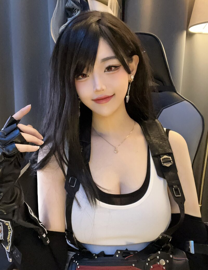 hina cosplay 1