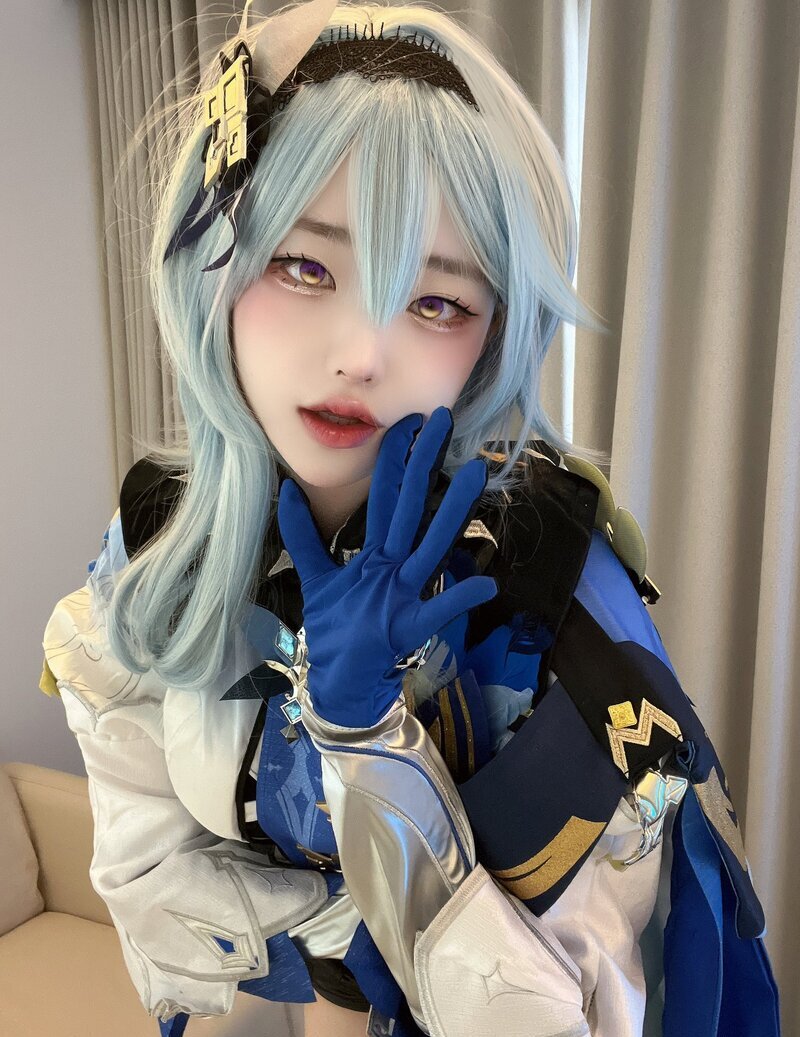 hina cosplay 11