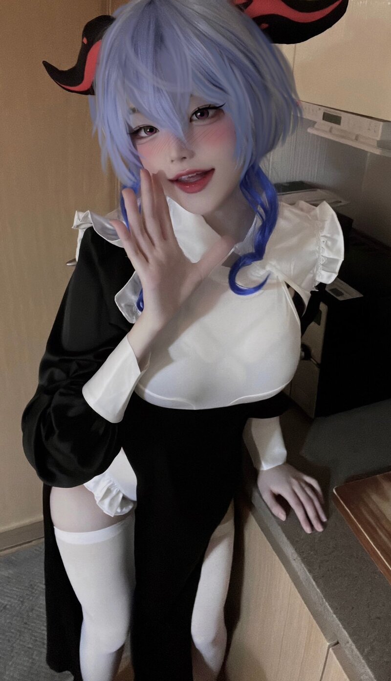 hina cosplay 22