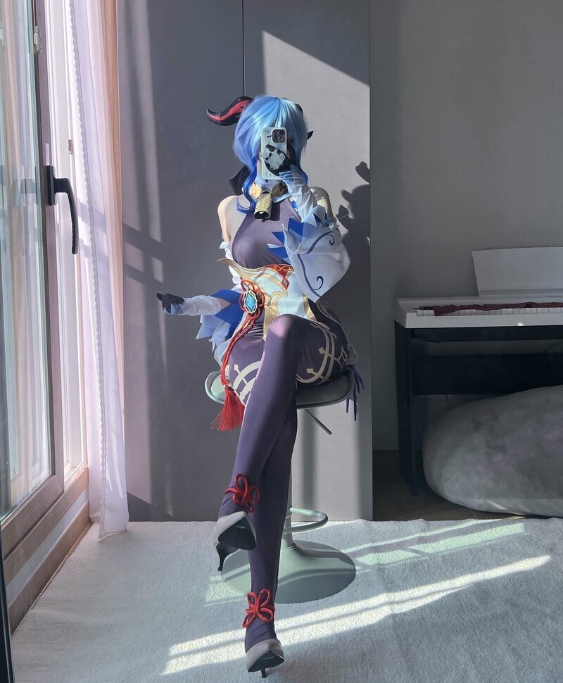 hina cosplay 24