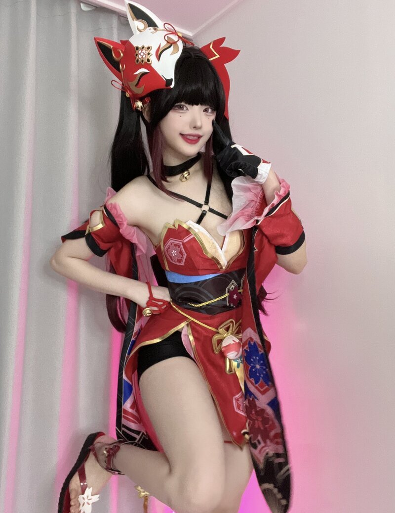 hina cosplay 26