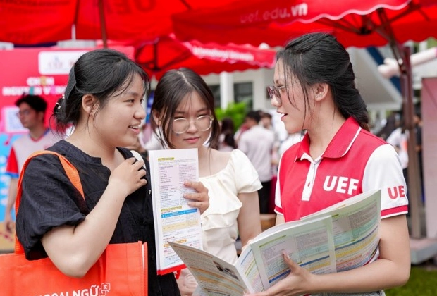 Hình ảnh minh họa cho tầm quan trọng của chiến lược trong lịch sử
