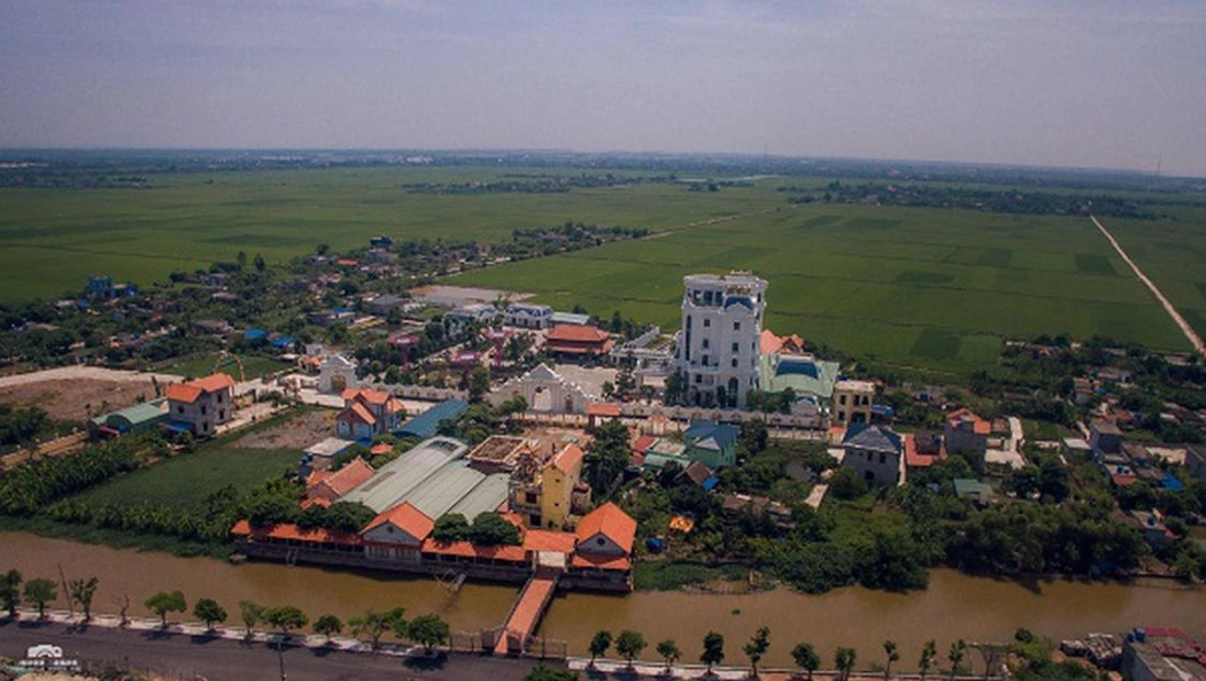 Lâu đài trăm tỷ của đại gia xăng dầu Hải Phòng vừa bị bắt.
