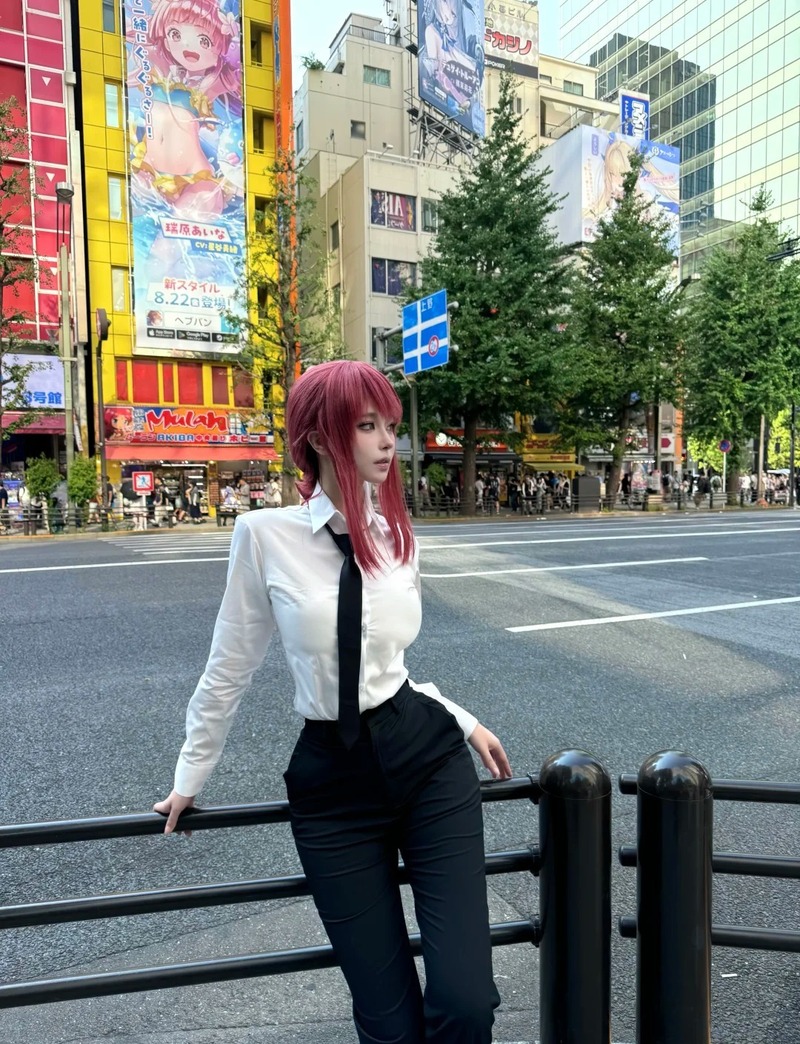 makima cosplay 11
