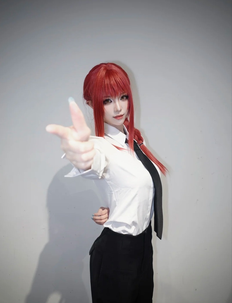 makima cosplay 25