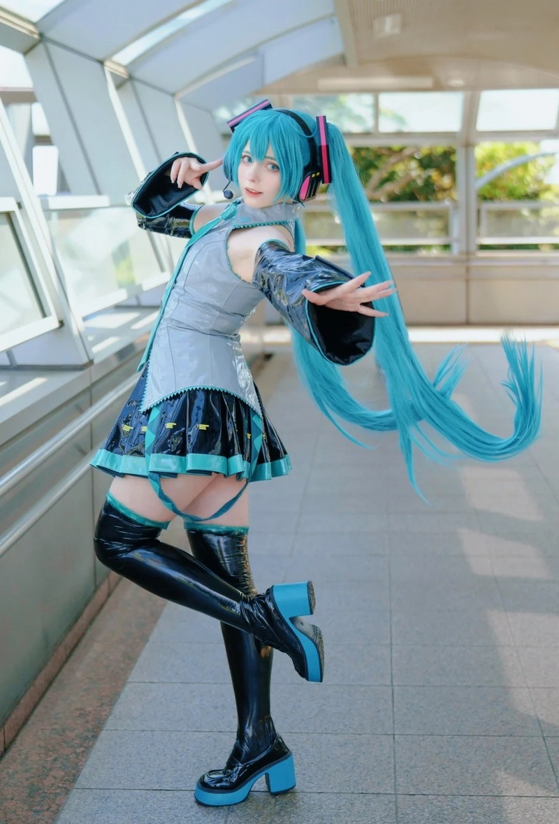 miku cosplay 12