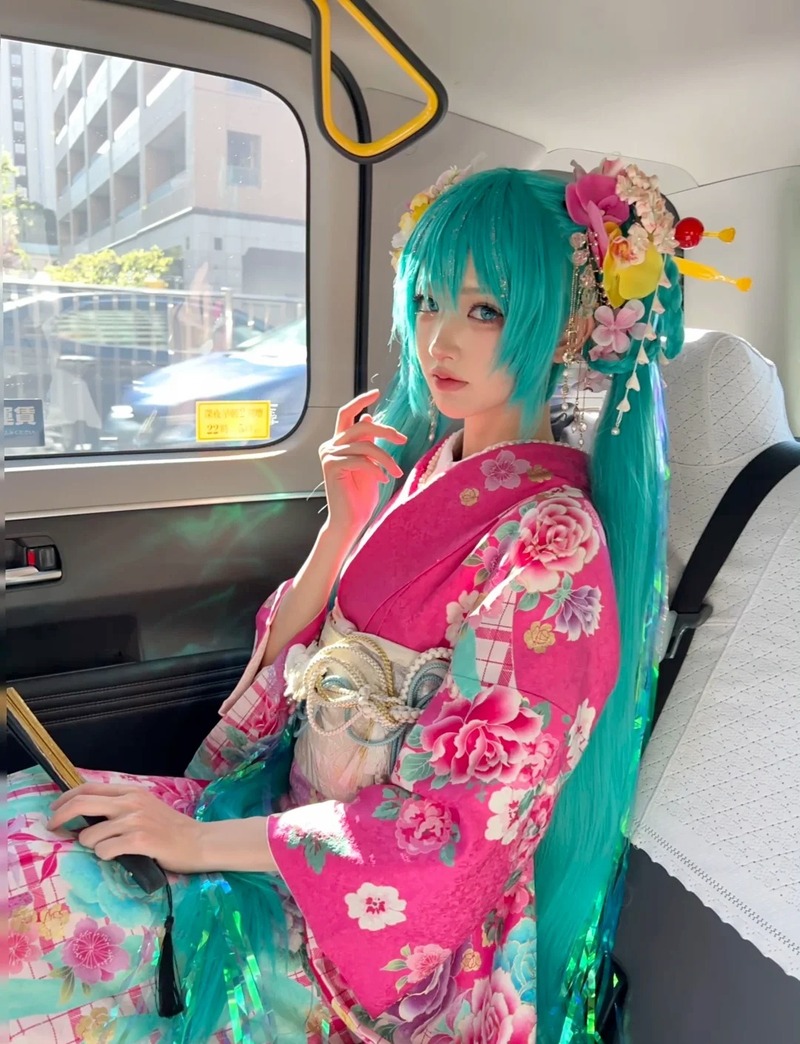 miku cosplay 17