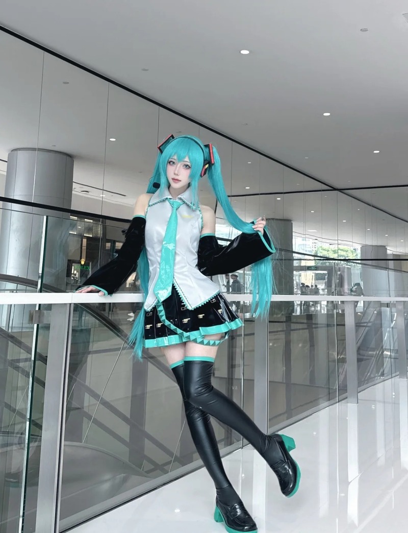 miku cosplay 2