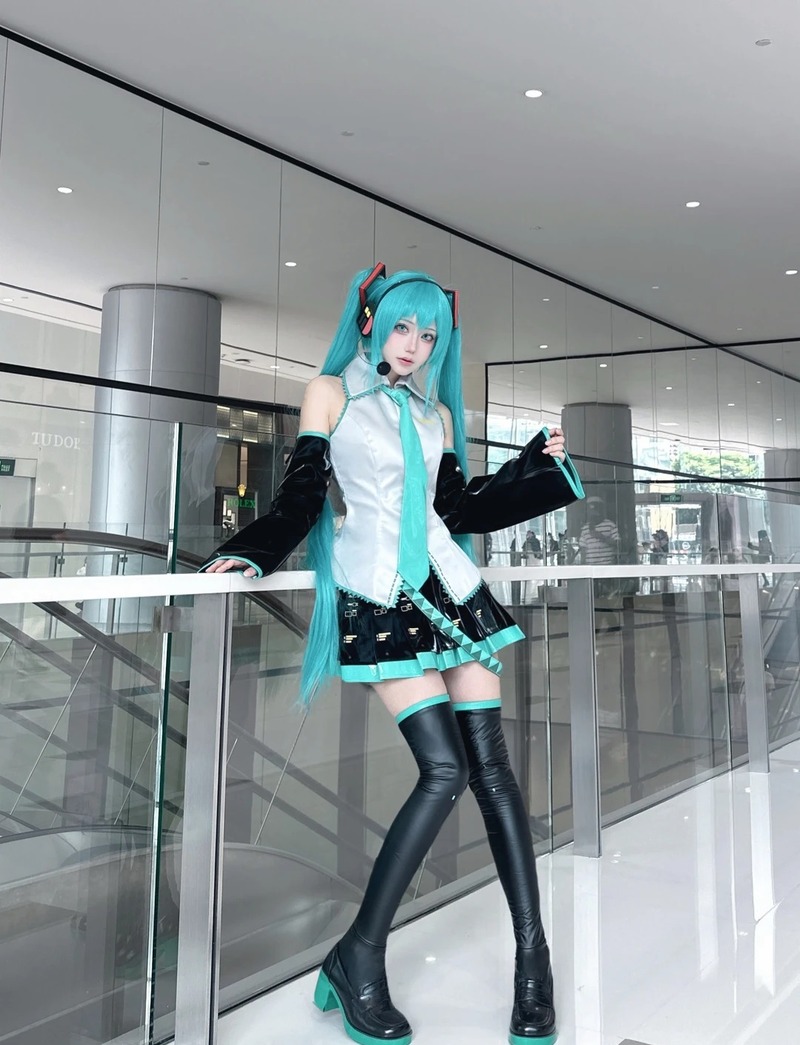 miku cosplay 25