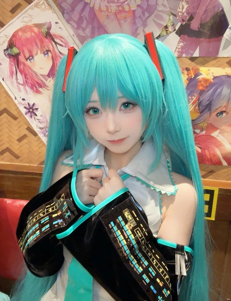 miku cosplay 34