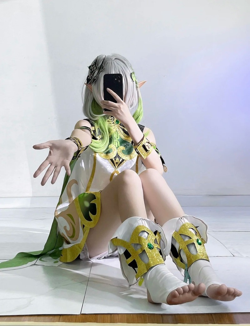 nahida cosplay 4