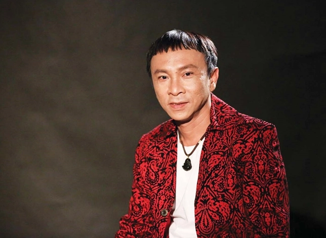 Nữ diễn viên Dung Nhi truong thanh nho su kho tinh cua cha me