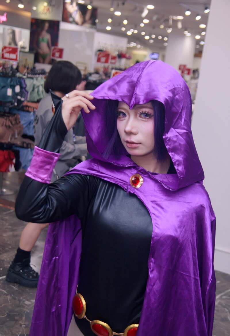 raven cosplay 19