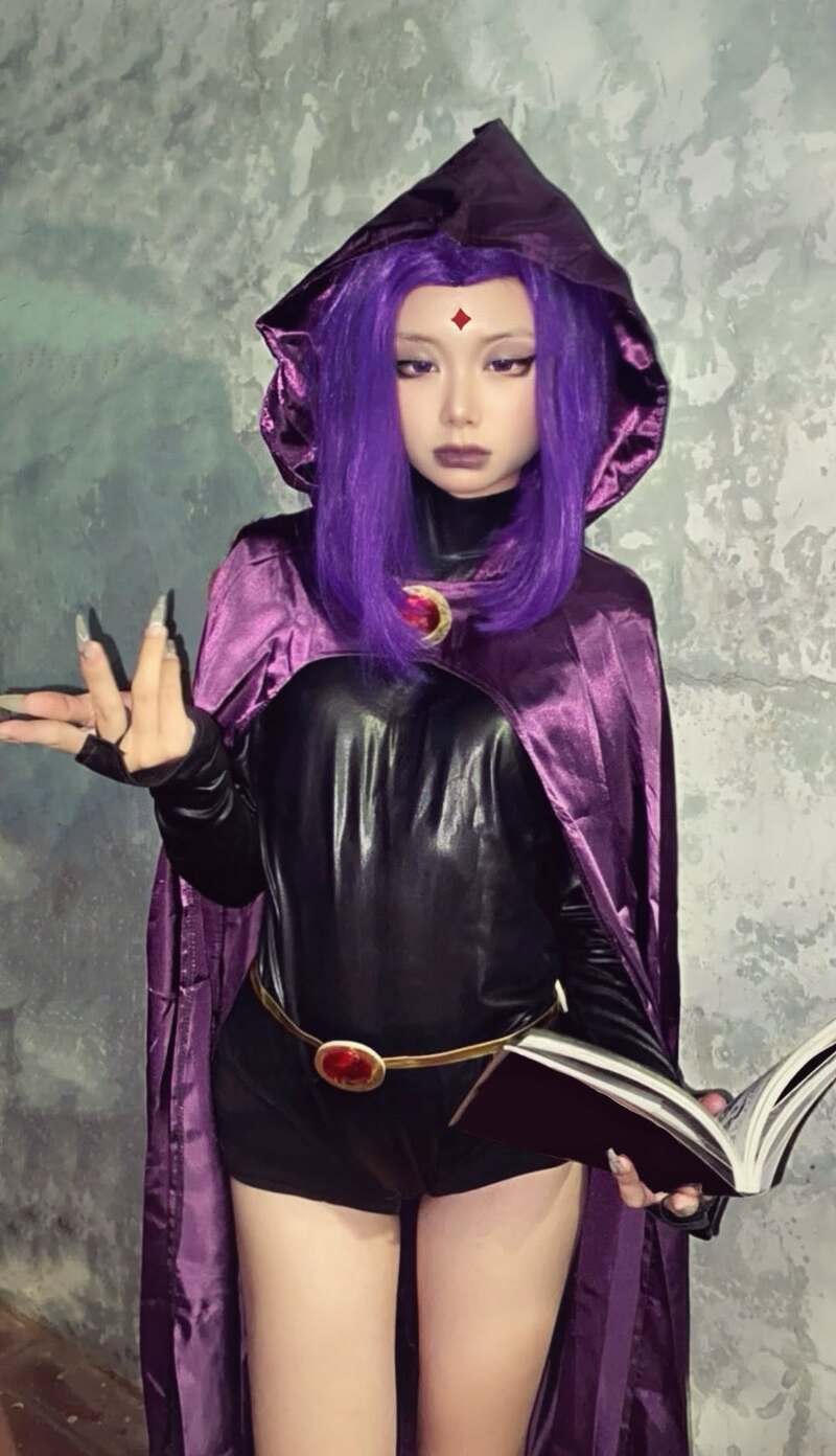 raven cosplay 33
