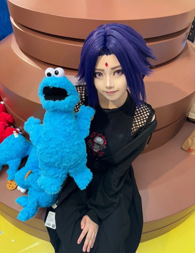 raven cosplay 8