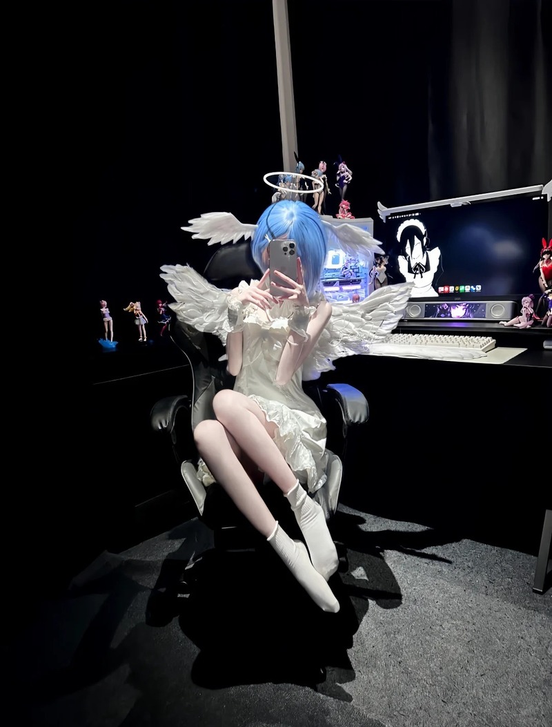 rem cosplay 34
