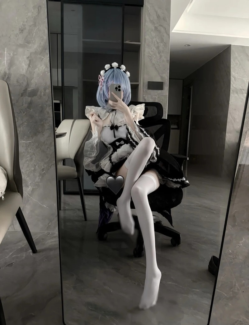 rem cosplay 4