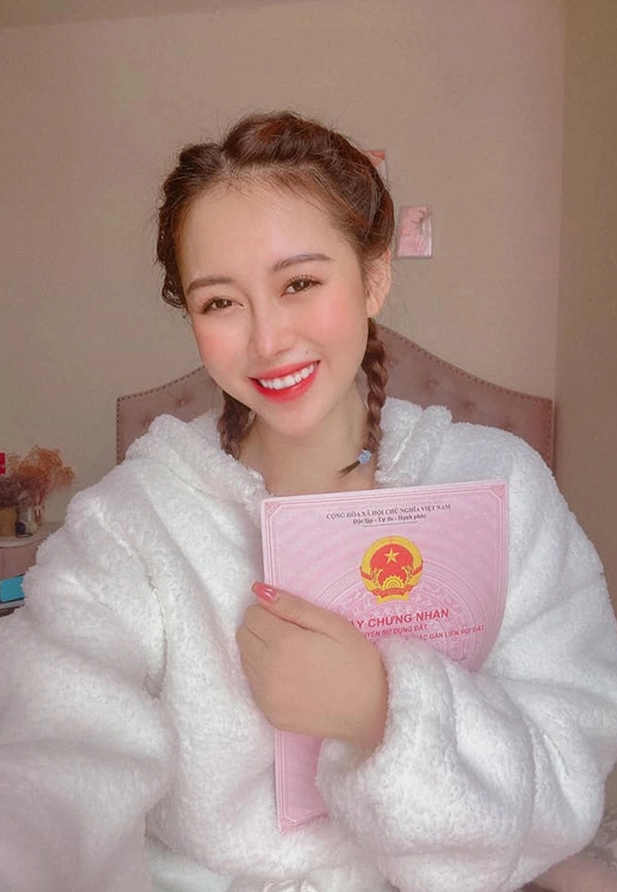 Sự tươi tắn của Phương Thoa trong một buổi ghi hình