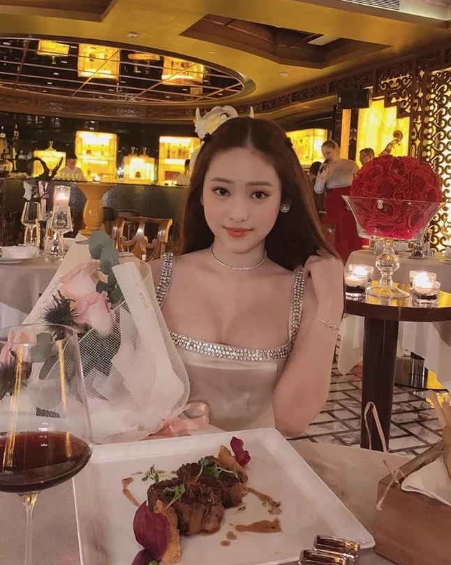 Thúy Vy là ai và cuộc sống sang chảnh hiện tại