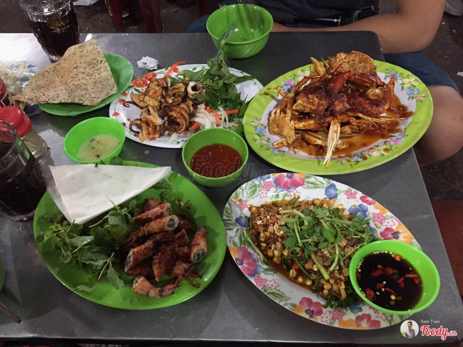 Trải nghiệm ẩm thực đêm đa dạng khi ăn khuya ở Phan Thiết