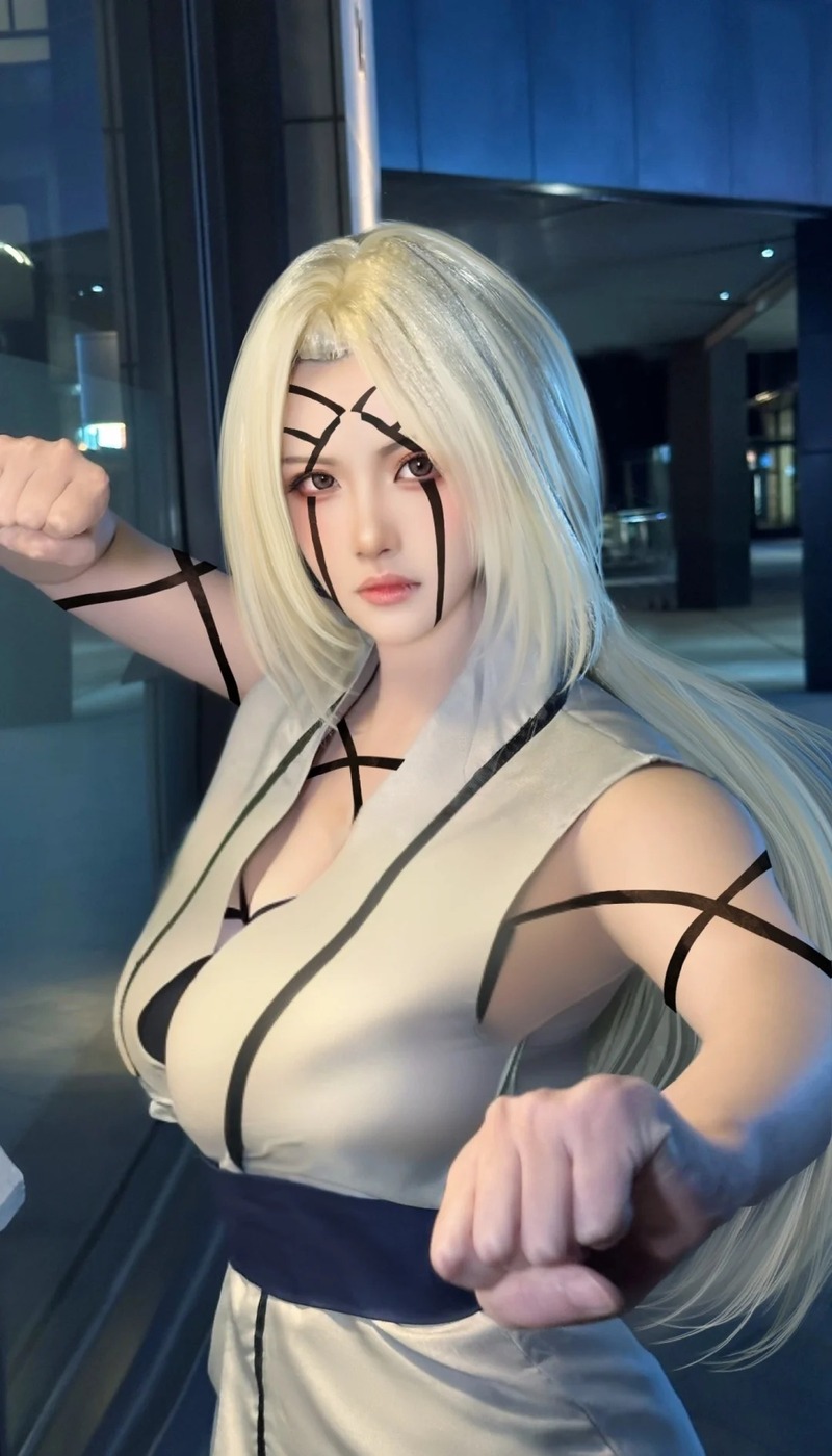 tsunade cosplay 1