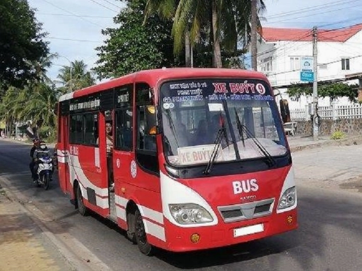 Xe buýt tại Bình Thuận
