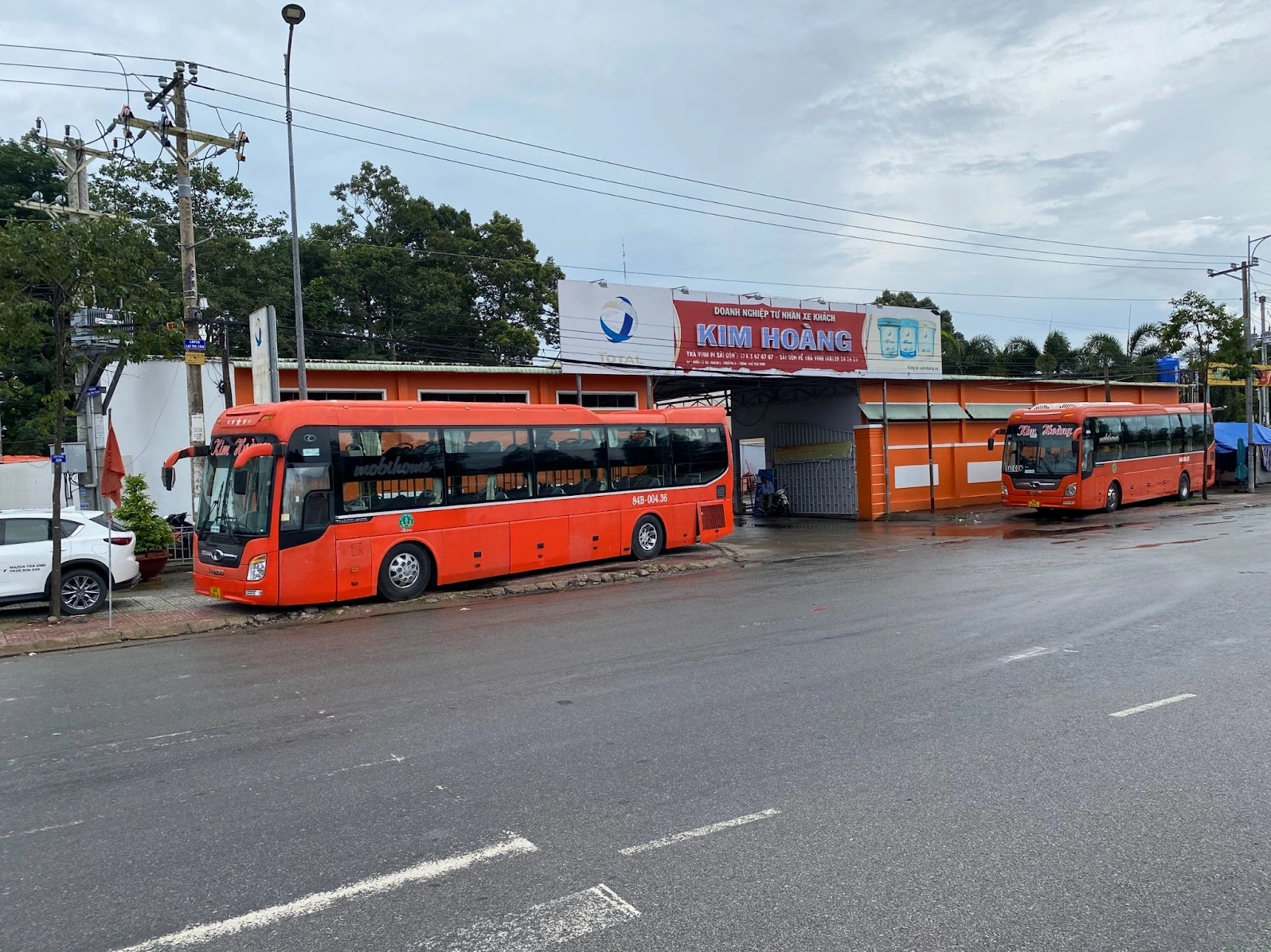 Xe Kim Hoàng tuyến Chợ Mới đi Sài Gòn