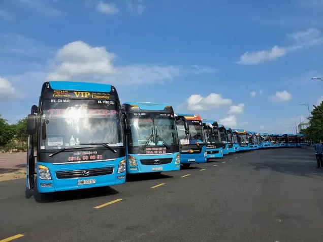 Xe Thanh Hiền trên đường cao tốc