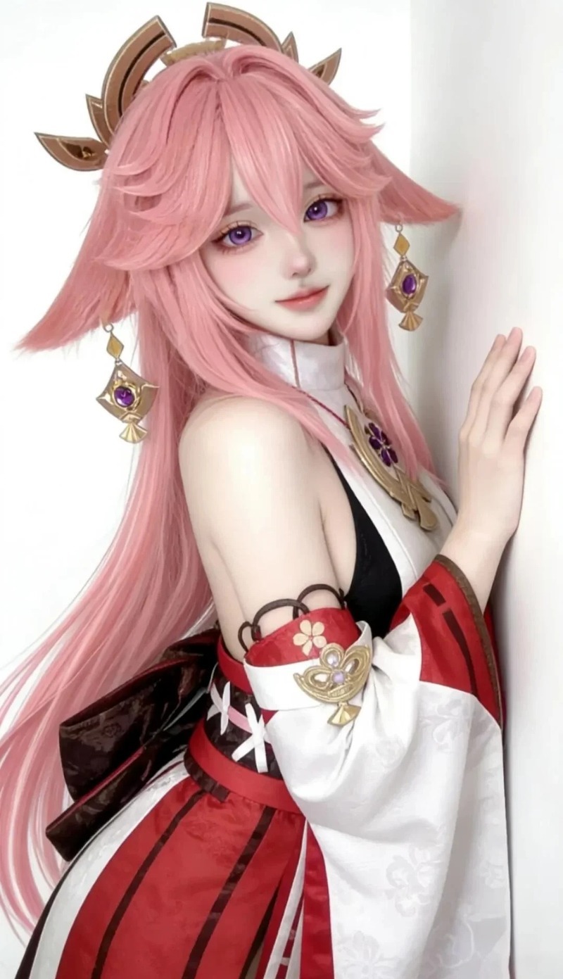 yae miko cosplay 13